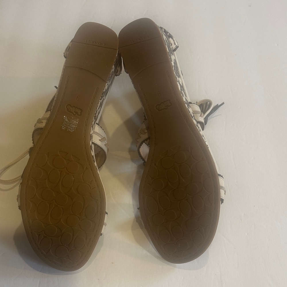 Coach Via with Demi wedge Stylish Beige tan and Black Sandals with back zipper - Picture 8 of 10